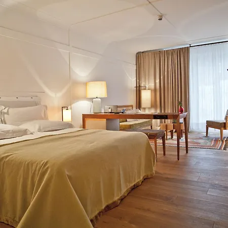 Louis Hotel 5*