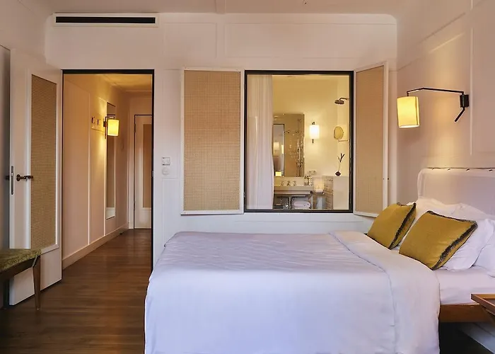 Ξενοδοχείο Louis 5*